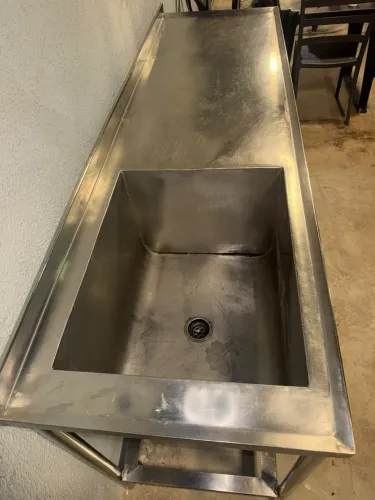 Pia com bancada aço inox