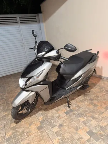Honda elite 125