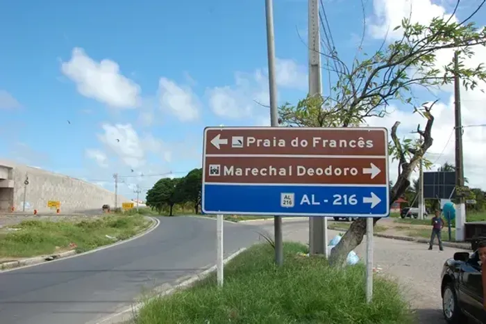 Atenção!  Terreno a venda ou aluguel  na Praia do Frances - Próximo a La Rue