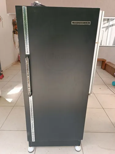 Geladeira GE Frigidaire