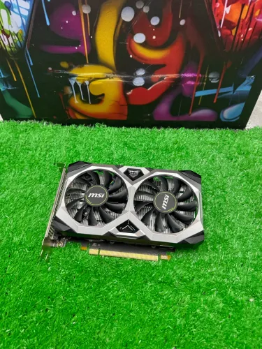 Placa de vídeo GTX 1650 4gb msi estado de nova
