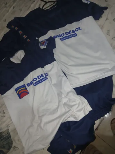 Venda de fardamento escolar,semi novo