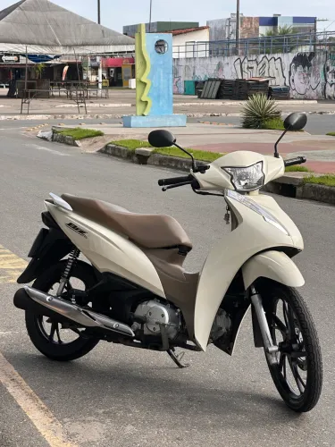 Vendo biz 2024 R$ 16.200,00