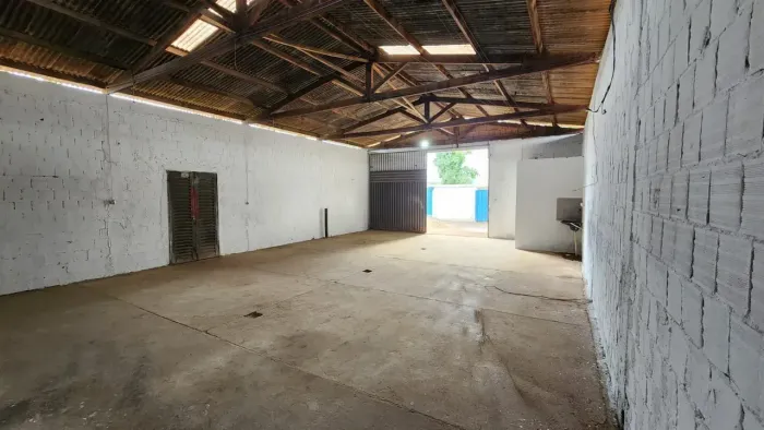GALPÃO COMERCIAL PARA LOCAÇÃO | FRENTE PARA BR-153 | HIDROLÂNDIA/GO