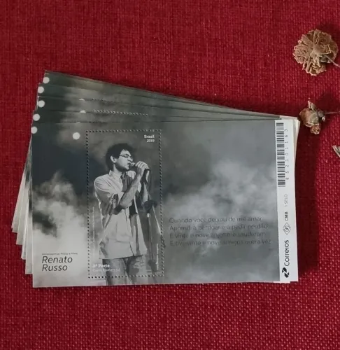 5 selos postais Homenagem a Renato Russo - 2° porte Carta Comercial