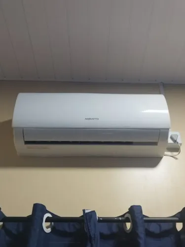 Vendo ar condicionado convencional 9000btus ou troco por um inverter
