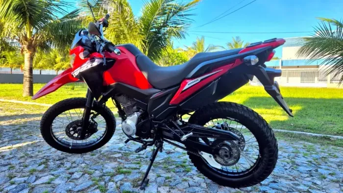 BROS 160 EQUIPADA