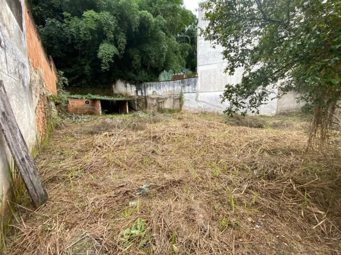 Oportunidade para construir sua casa em um ótimo bairro