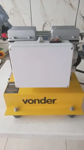 Motocompressor Ar Direto marca Vonder Poço Artesiano Isento Óleo Frequência: 60 Hz seminov