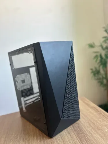 GABINETE de computador: gamer com fita led RGB e lateral transparente
