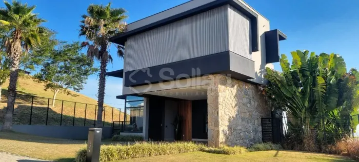 Casa a venda com quatro suítes, piscina, adega no Condomínio Campo de Toscana em Vinhedo -