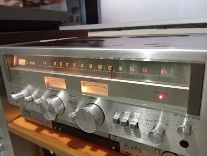 Receiver Sansui G 4500