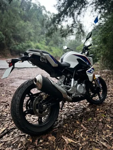 BMW muito nova