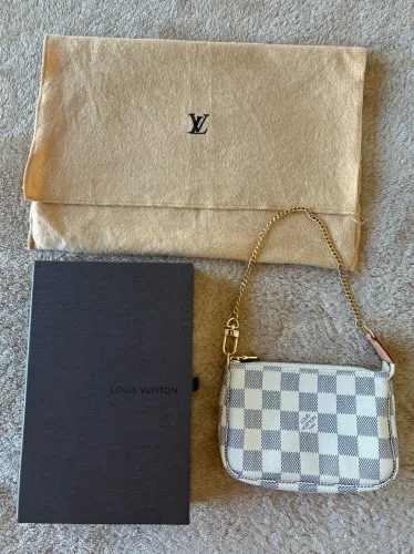 louis vuitton mini pochette damier azur. original. nova, na caixa!