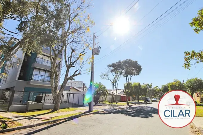 Kitnet moderna, sacada com churrasqueira no Boa Vista - Curitiba