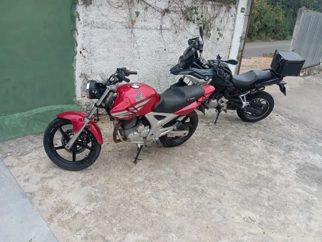 Twister carburada 2008, moto excelente pra quem gosta de aventura 