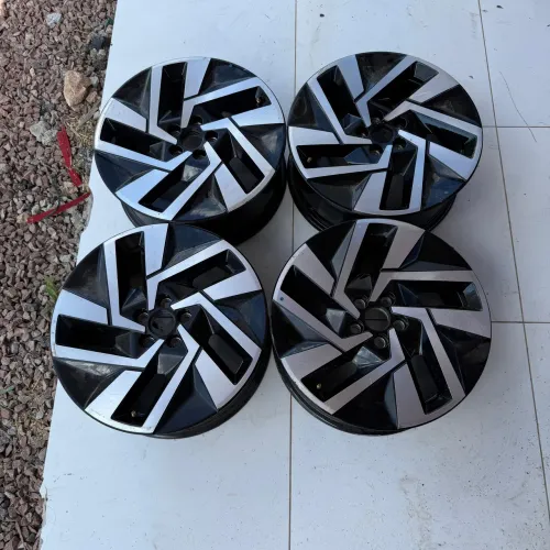 Jogo Rodas original T-cross aro 17 com diamantado