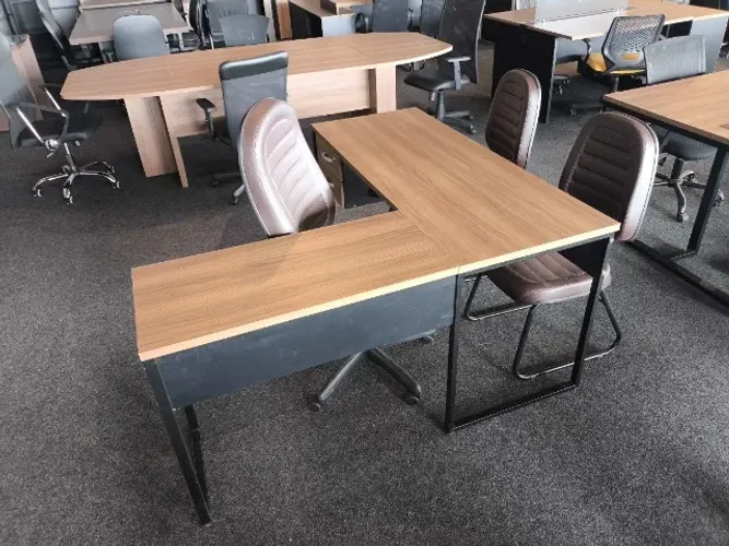 Mesa de Escritório em L Escrivaninha - 0,75x1,50x1,50x0,60cm - ENTREGAS EM ATÉ 24h!!