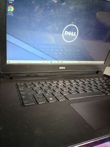 Notebook Dell i3 5 geração 