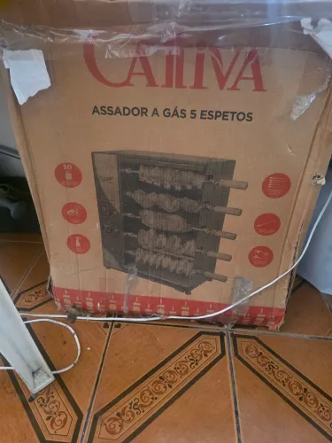 Venda de churrasqueira GLP marca Cattiva 5 espetos
