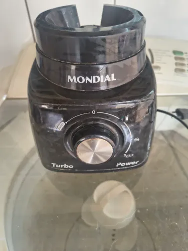 Liquidificador Mondial usado sem Copo