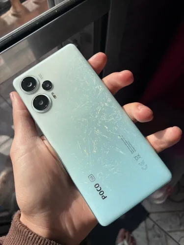 Vendo celular POCO F5 ?