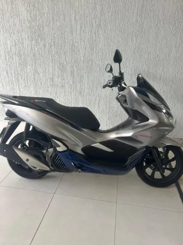HONDA PCX 2021 150 Sport Baixa Quilometragem