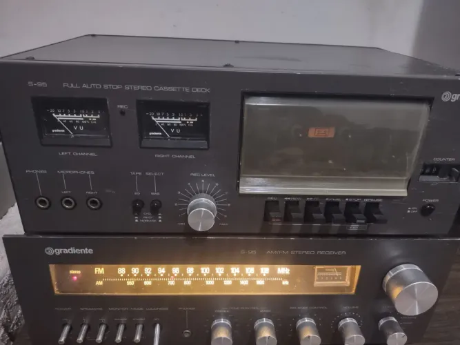 Vendo reciver gradiente S95 mais Tape deck S95