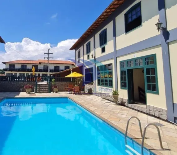 COD 1912 -Flat Reformado Condominio Frente Mar Peró - R$ 350 mil - Alta Rentabilidade