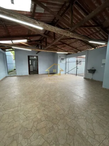ÓTIMA CASA PARA LOCAÇÃO NO CENTRO DE QUATRO BARRAS
