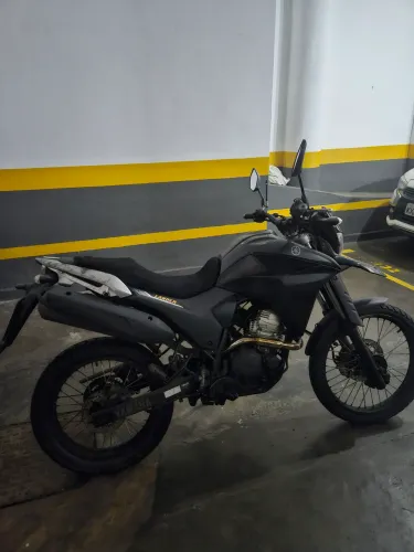XTZ 250 - Preta - Lander 20/20 - Único dono