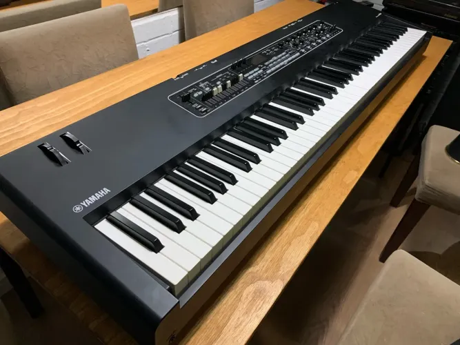 Yamaha CK 88