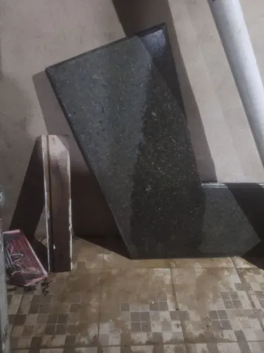 Vendo Pedra de mármore Preta