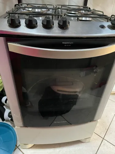 Fogão 4 bocas Electrolux