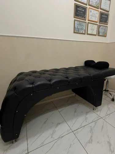 Maca luxo, sobrancelhas, cílios e estética
