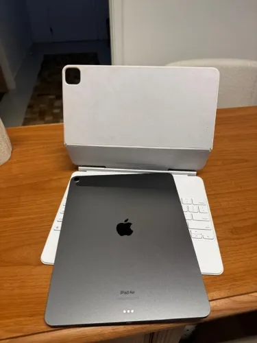 TABLET - IPAD AIR WI-FI 128GB SPACE GRAY - SEMI NOVO (pouco uso)