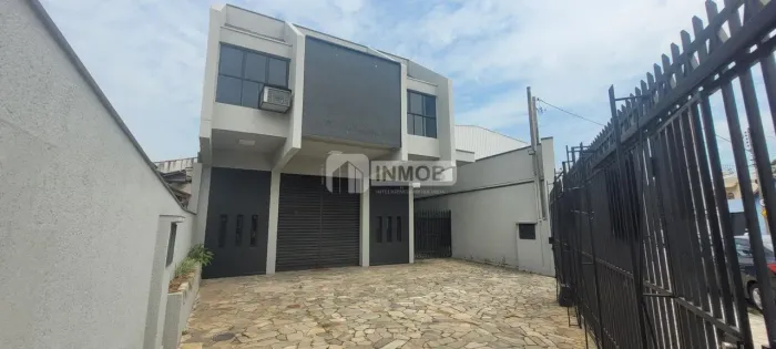 Galpão para Alugar na Vila São José, Taubaté 530m², 4 Banheiros