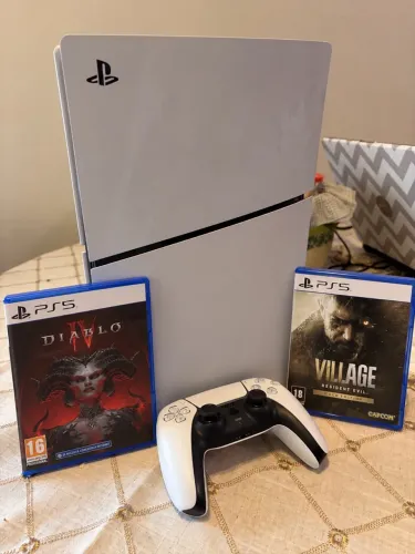 PlayStation 5 Slim Nacional 1tb com Leitor + 2 jogos