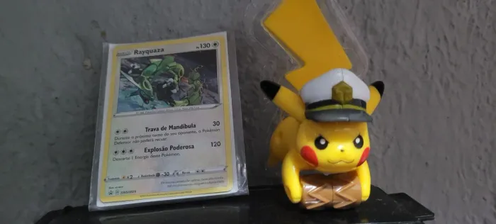 Pikachu 2 coleção Mc Donalds + carta pokemon