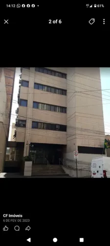 Sala Tripla com recepção e WC e vaga de garagem