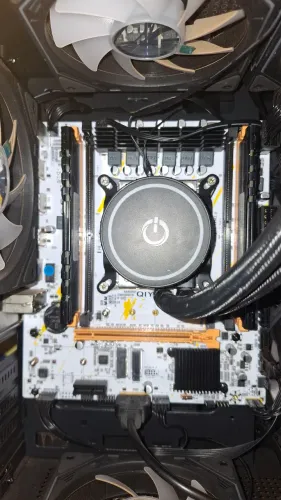 Vendo kit completo, com apenas 8 meses de uso, testado e funcionando 100%. Motivo: upgrade