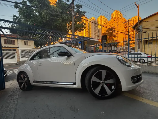 Volkswagen Fusca 2.0 TSI 16V Aut. 2013