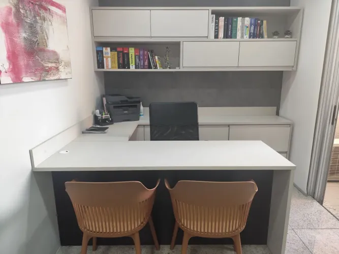 Móveis de escritório