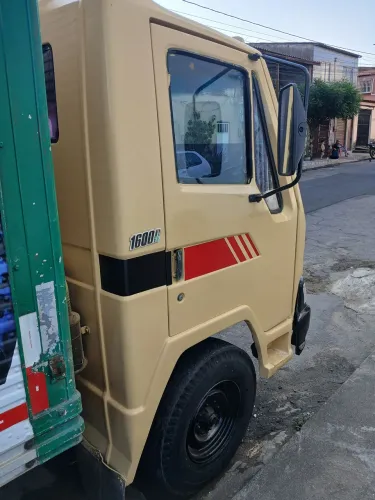 Vendo Caminhão Agrale 1986