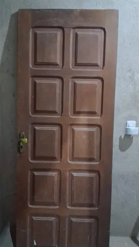 Porta madeira