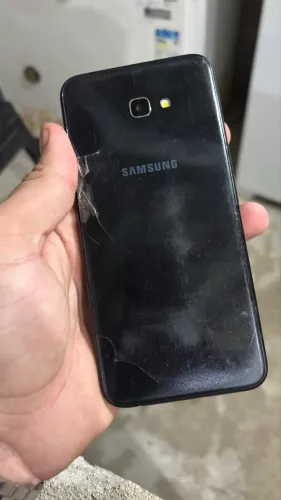 Celular quebrado sangung 