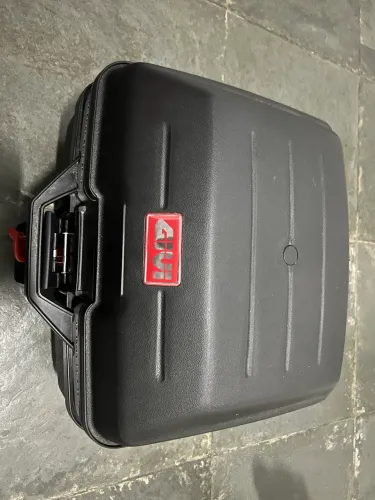 Vendo bau Givi original