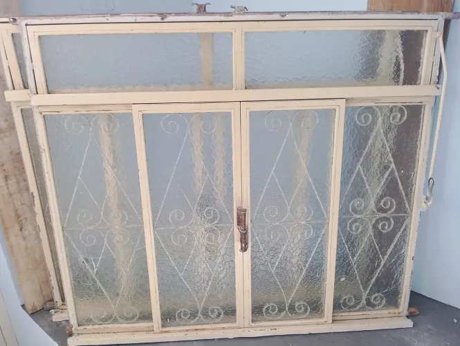 Vende-se 2 janelas ótimo estado