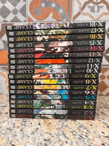 Mangá X (CLAMP) 18 volumes