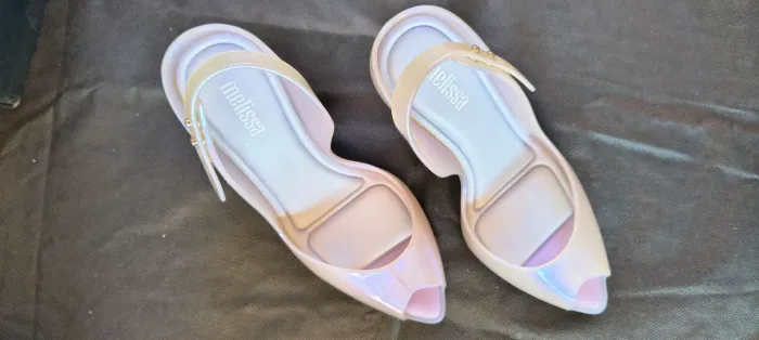 Melissa lady dragon lilás perolado(holográfica) tamanho 34
